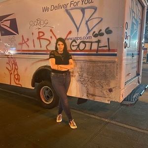 Meet your Posher, Ella